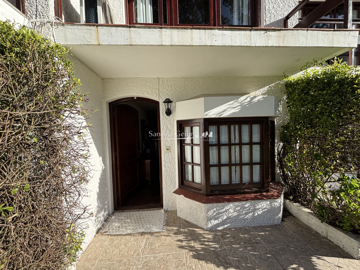 Apartamento ID.609 - Av Pedragosa Sierra 
