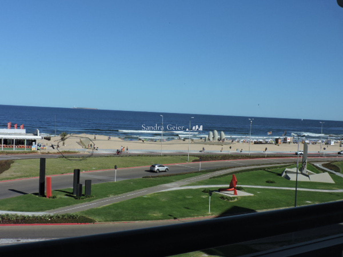 Apartamento ID.1253 - EXCELENTE VISTA FRENTE AL MAR PARADA 2 DE PLAYA BRAVA