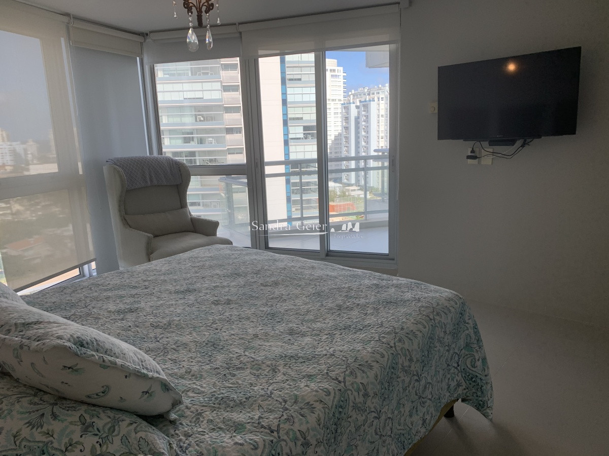 Apartamento ID.1728 -  VENTA MANSA PARADA 5 SUNRISE TOWER VENTA