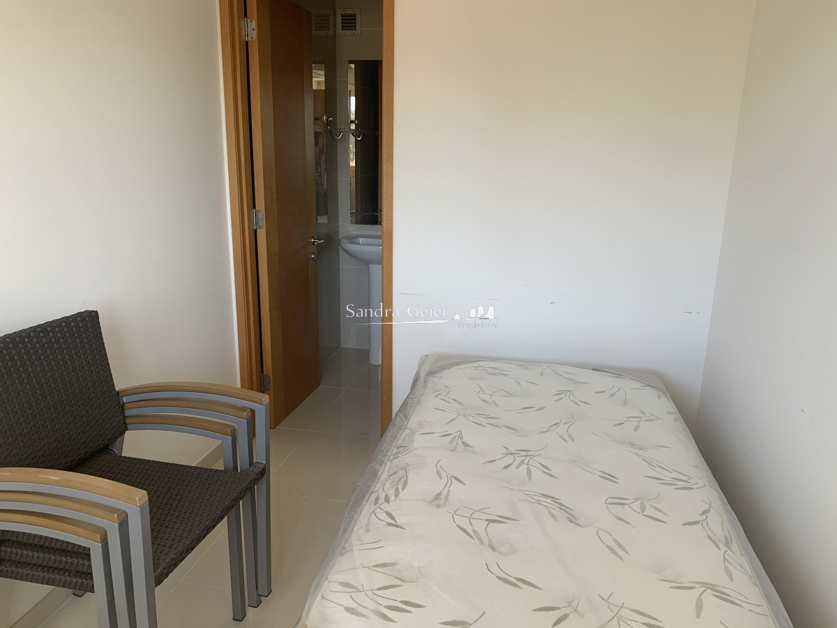 Apartamento ID.709 - VENTA MANSA SUNRISE TOWER PARADA 5 PLAYA MANSA