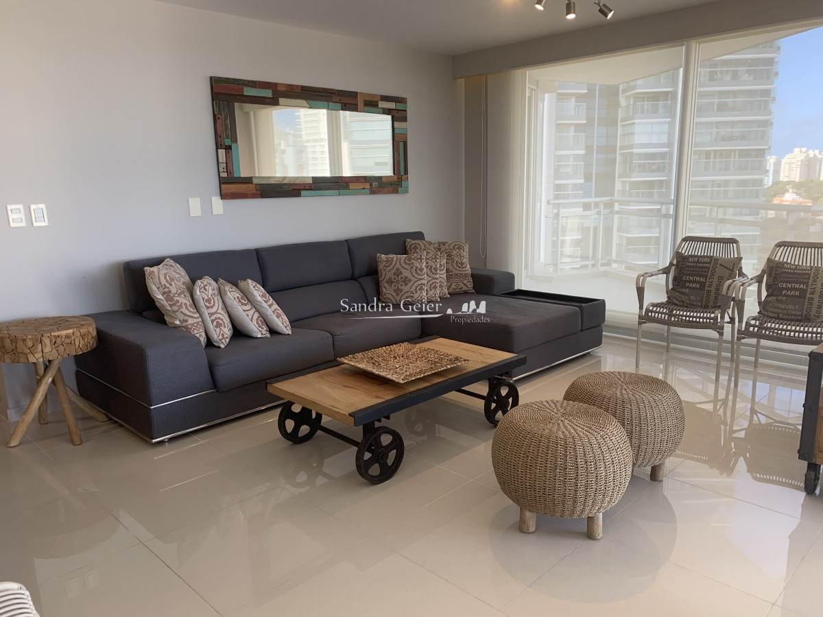 Apartamento ID.1728 -  VENTA MANSA PARADA 5 SUNRISE TOWER VENTA