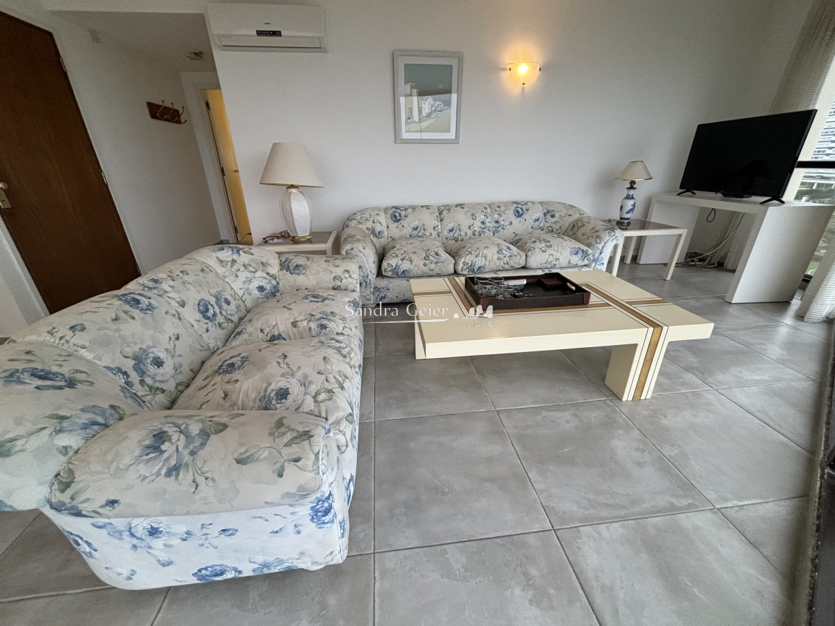 Apartamento ID.2734 - Apartamento en Punta del Este, Brava