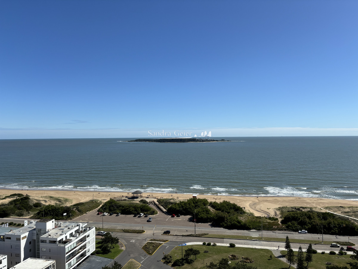 Apartamento ID.2777 - VENTA  MANSA LE JARDIN MANSA PRIMERA FILA UNIFICADO CENTRAL