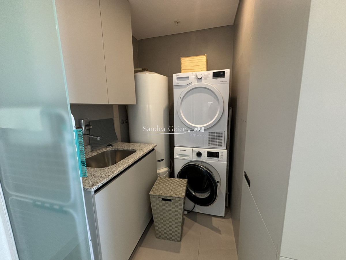 Apartamento ID.2760 - VENTA PISO ALTO TORRE LE PARC III BRAVA PRIMERA LINEA FRENTE AL MAR 