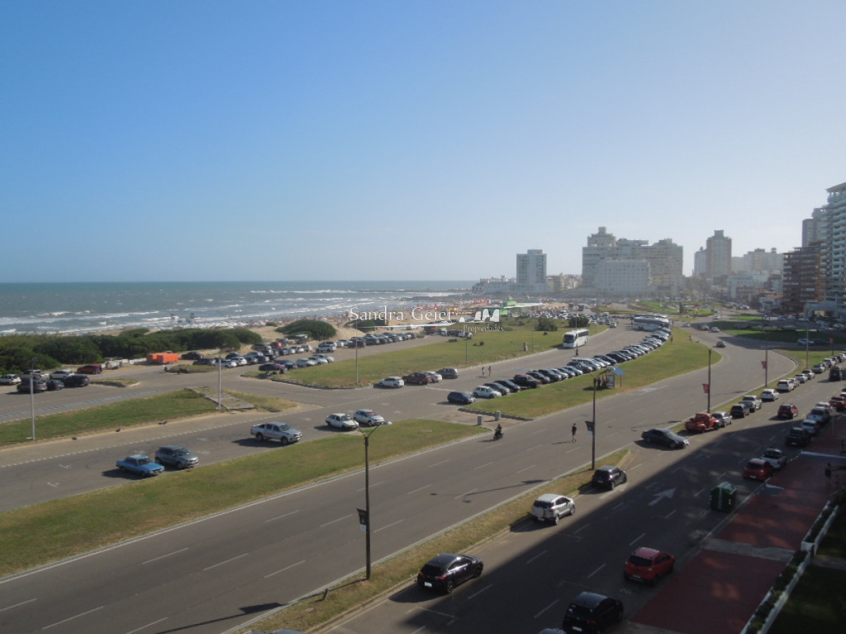 Apartamento ID.1148 - EN PRIMERA LINEA DE PLAYA BRAVA UN DORMITORIO