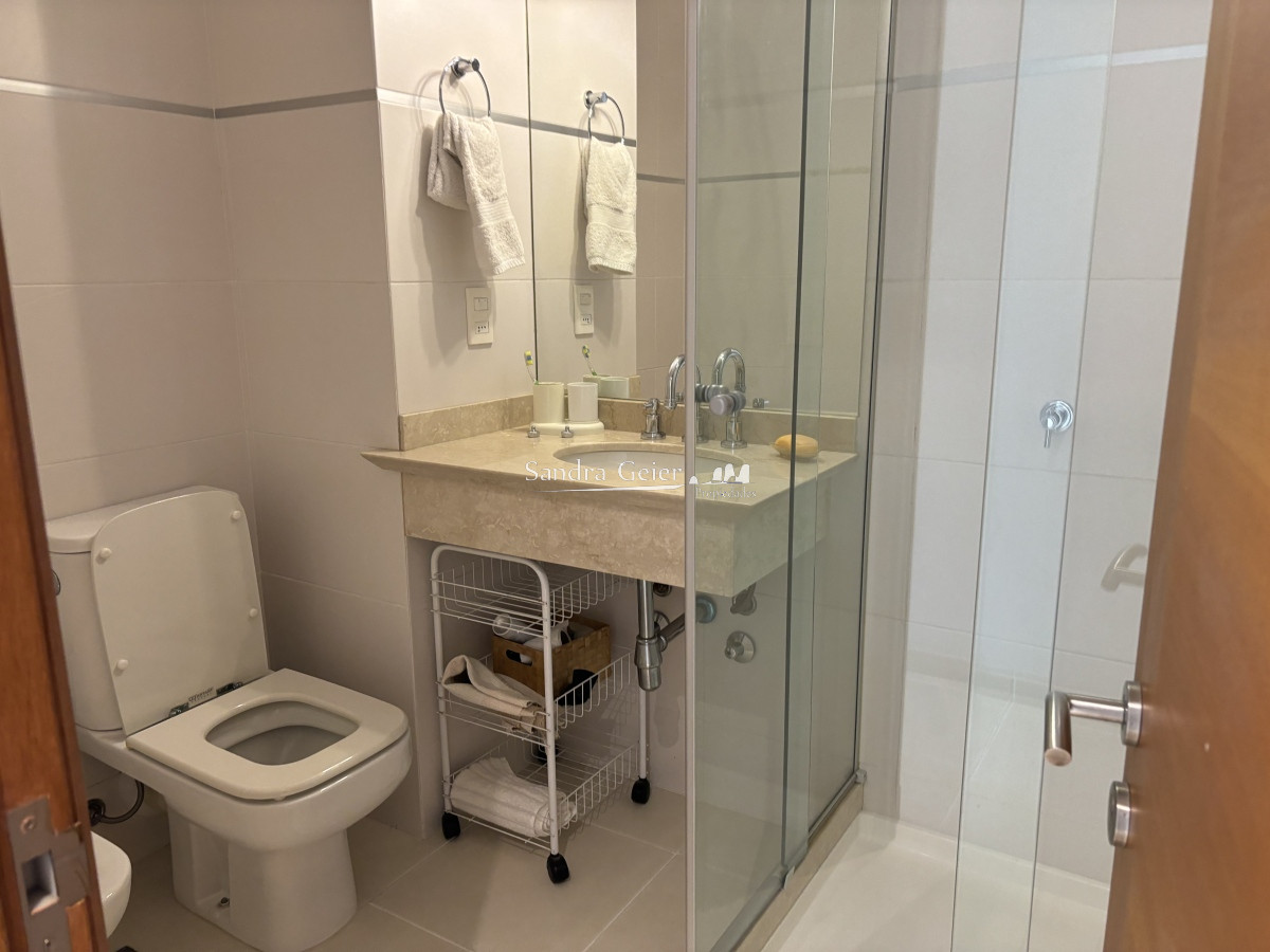 Apartamento ID.2582 - SEASONS TOWER VENTA  MANSA PEGADO A ENJOY CONRAD HOTEL