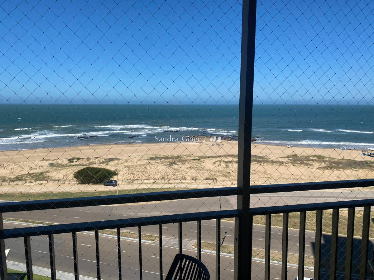 Apartamento ID.2058 - BRAVA FRENTE AL MAR RECICLADO VENTA AIDY GRILL RETASADO 
