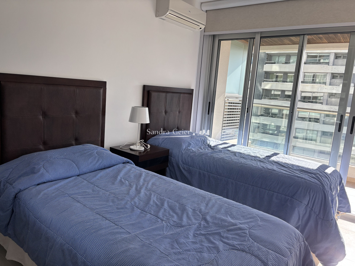 Apartamento ID.2431 - VENTA BRAVA PARADA 6 GARAGE DOBLE DOS DORMITORIOS