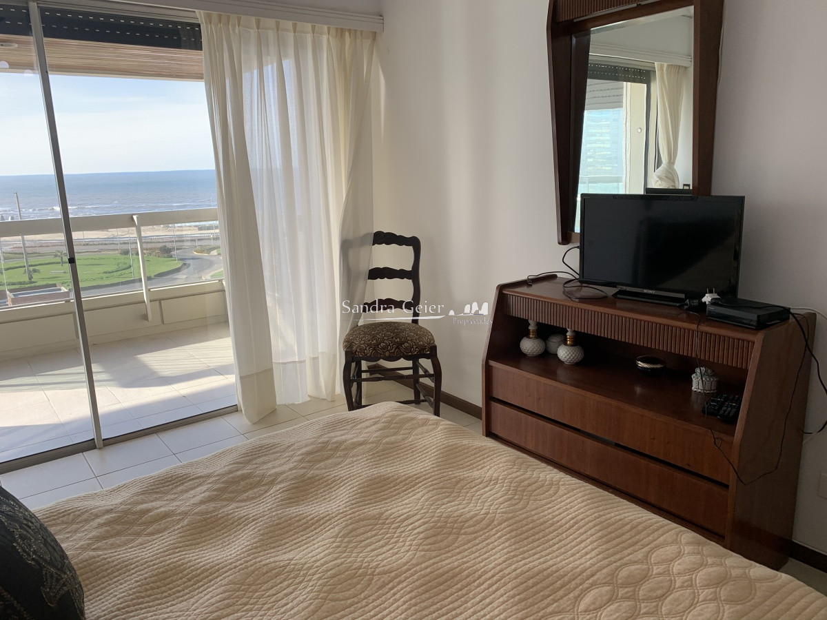 Apartamento ID.1213 - PRIMERA FILA  EL TORREON BAJO SU PRECIO RETASADO VENTA