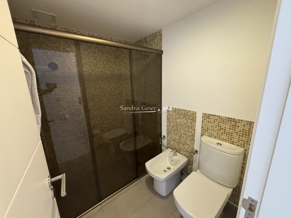 Apartamento ID.2431 - VENTA BRAVA PARADA 6 GARAGE DOBLE DOS DORMITORIOS
