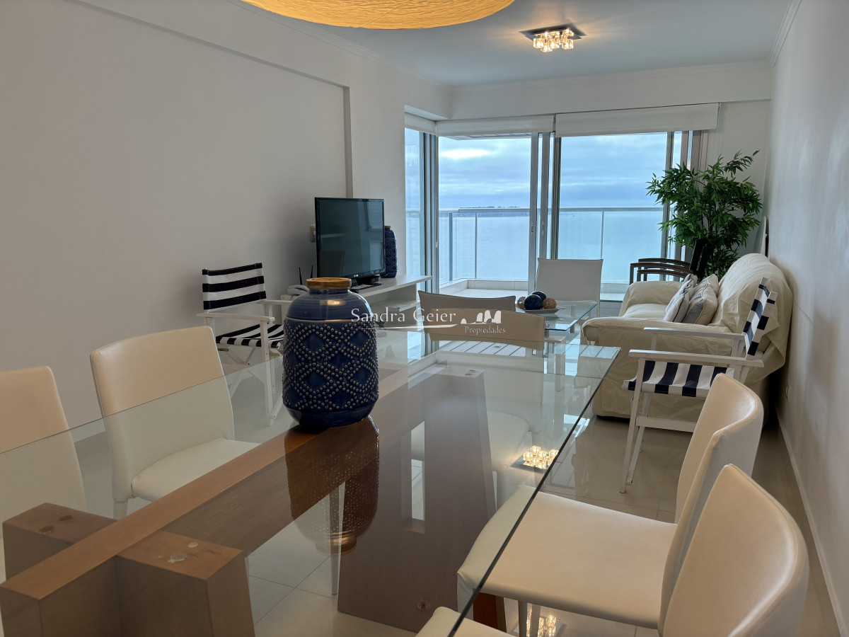 Apartamento ID.830 -  VENTA MIAMI BOULEVARD  TORRE I PISO ALTO AL FRENTE