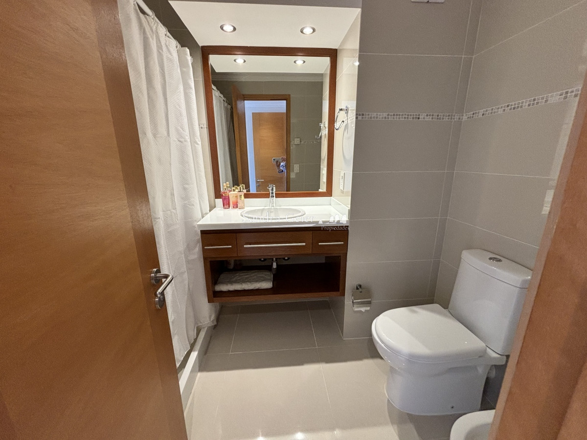 Apartamento ID.2045 - Sunrise Tower mansa parada 5 venta