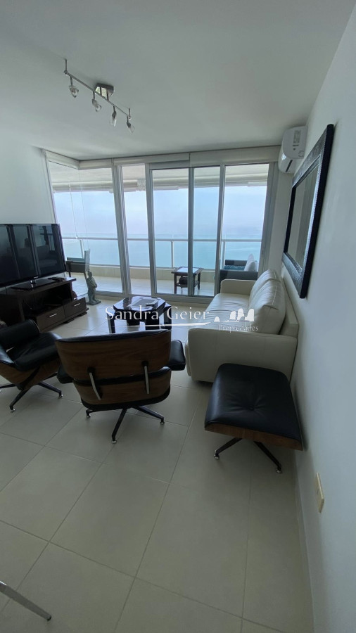 Apartamento ID.2583 - SEASONS TOWER VENTA Y ALQUILER PISO ALTO MANSA
