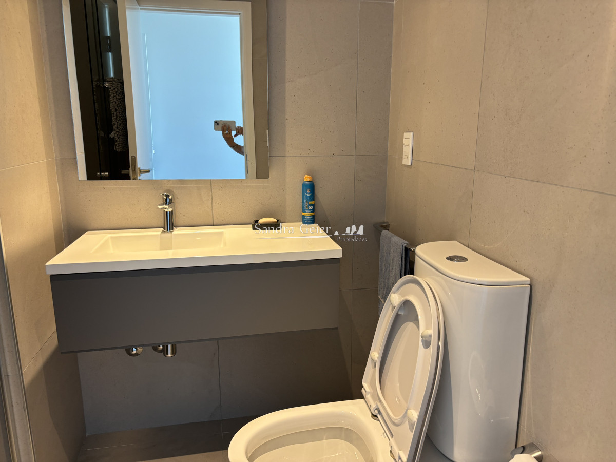 Apartamento ID.2760 - VENTA PISO ALTO TORRE LE PARC III BRAVA PRIMERA LINEA FRENTE AL MAR 