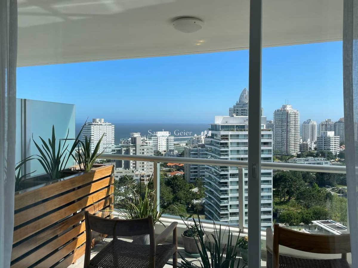 Apartamento ID.2414 - ONE 1 VENTA PISO ALTO ESQUINERO CON VISTA AL MAR Y A PURO SOL!!!!