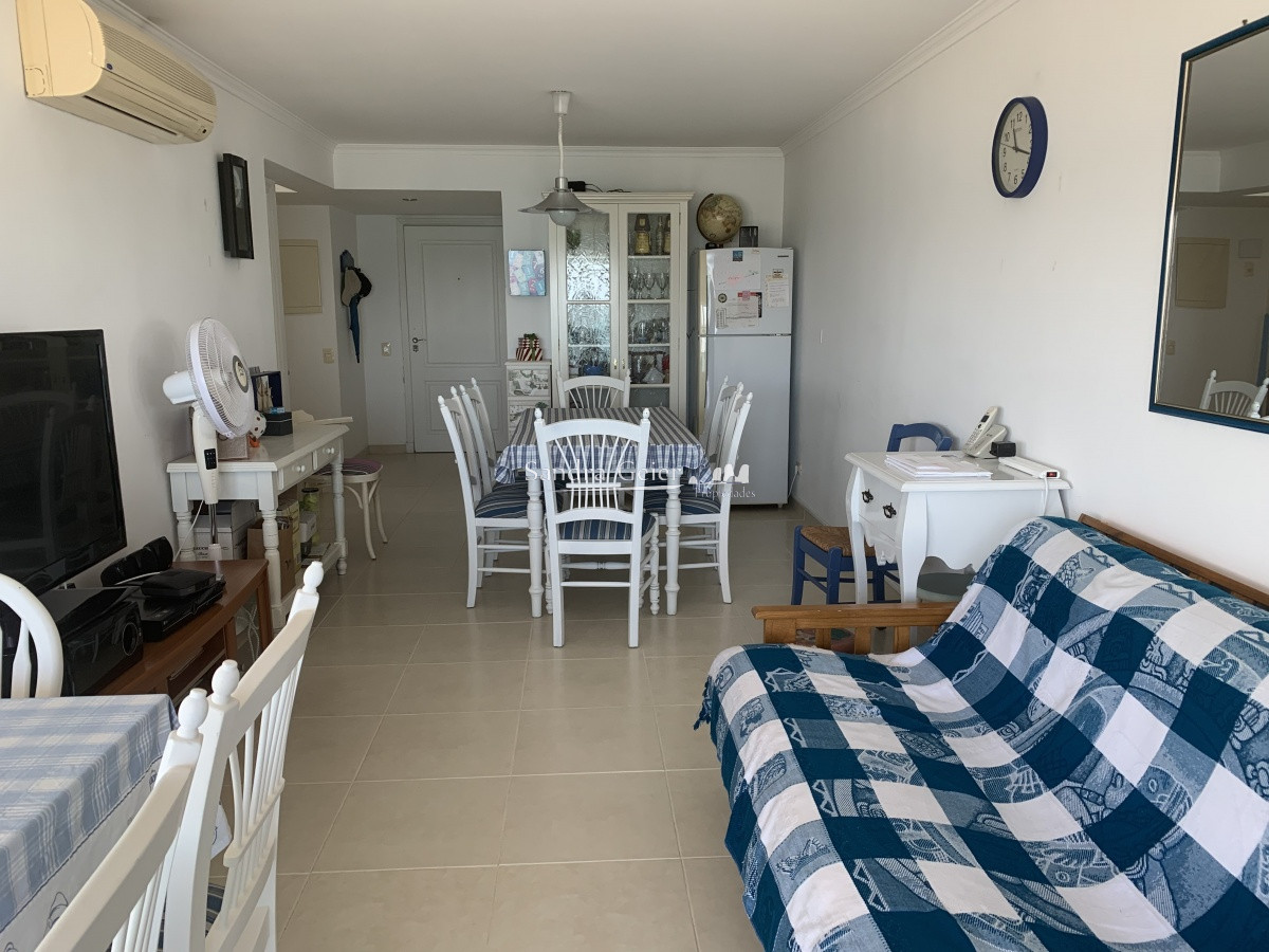 Apartamento ID.1003 - MANSA  VENTA PENT HOUSE PARADA 2 VISTA AL MAR PARRILLA PROPIA