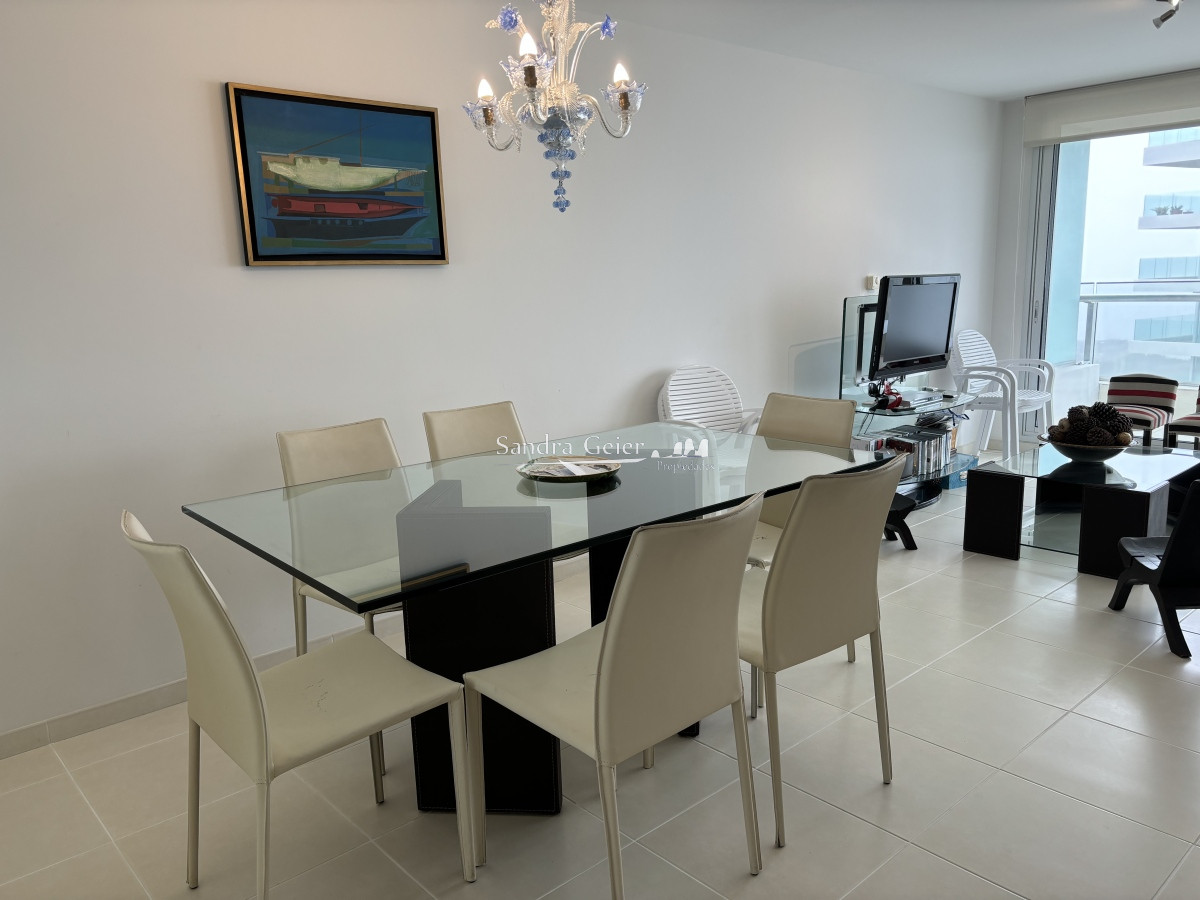 Apartamento ID.2582 - SEASONS TOWER VENTA  MANSA PEGADO A ENJOY CONRAD HOTEL