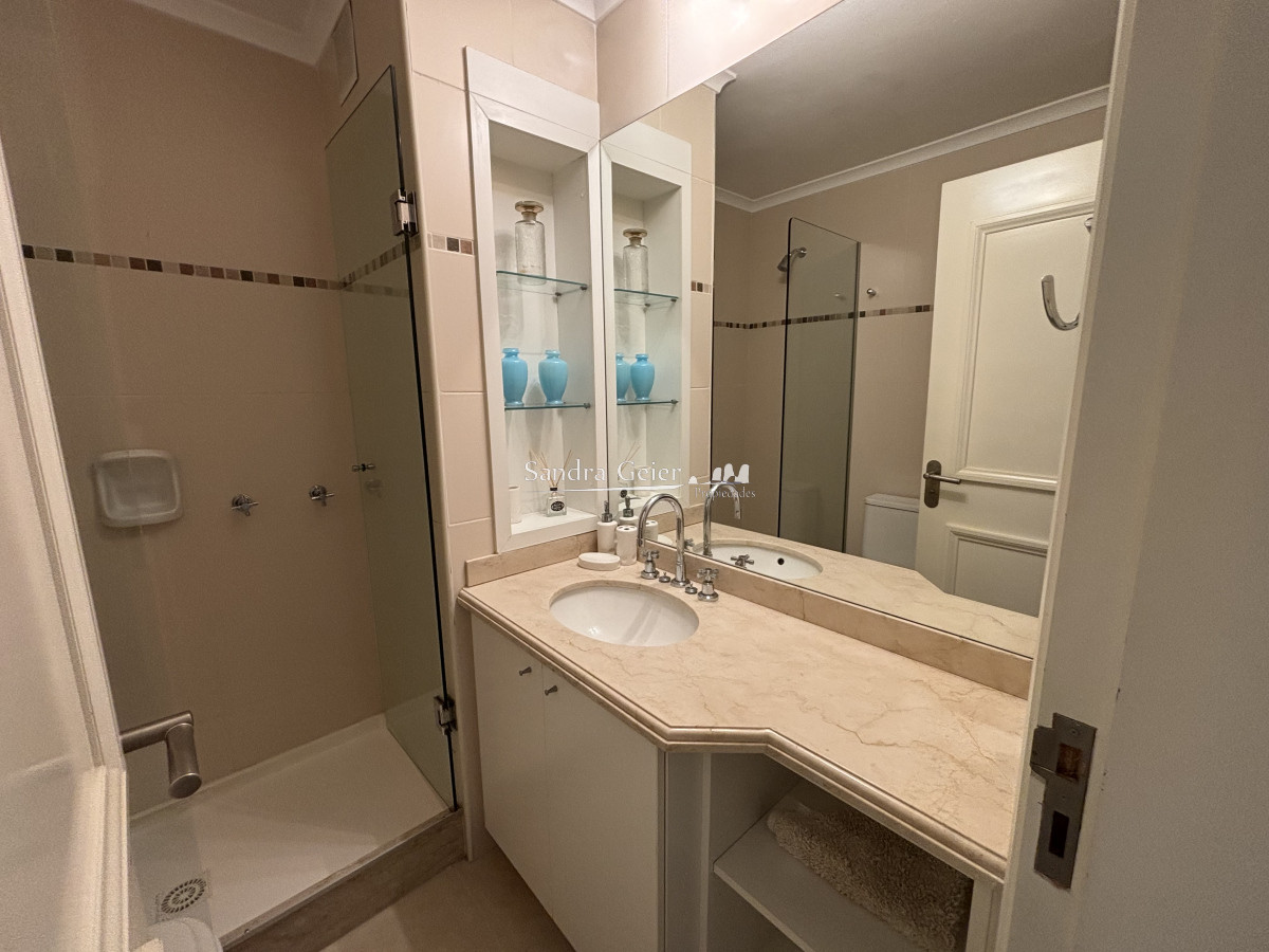 Apartamento ID.28 - Av. Chiverta Aidy Grill orientacion norte