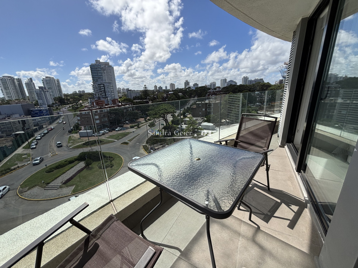 Apartamento ID.1767 - Venta - Parada 3 Mansa. Av. Chiverta casi a estrenar