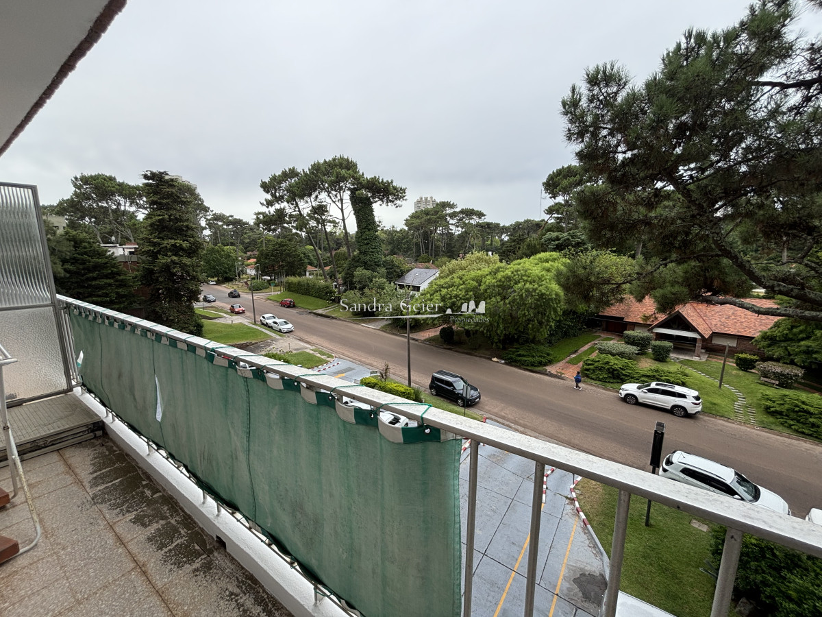 Apartamento ID.2842 -  VENTA ARCOBALENO EDIFICIO PANORAMICO RECICLADO Y RETASADO