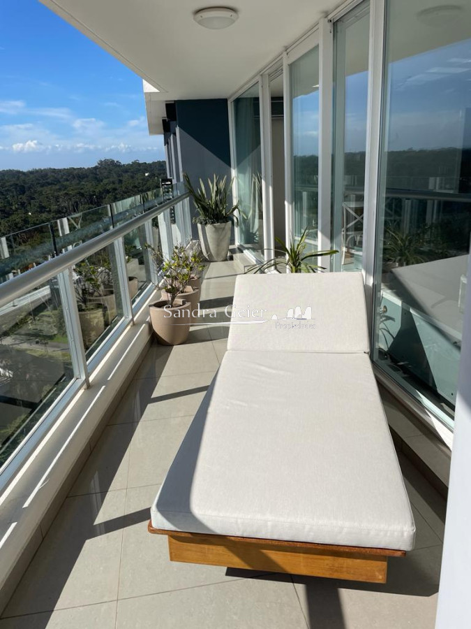 Apartamento ID.2414 - ONE 1 VENTA PISO ALTO ESQUINERO CON VISTA AL MAR Y A PURO SOL!!!!