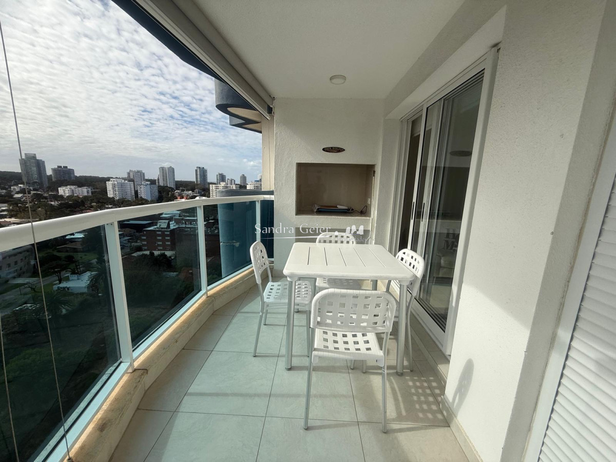 Apartamento ID.2983 - Venta mansa piso alto atrás Enjoy