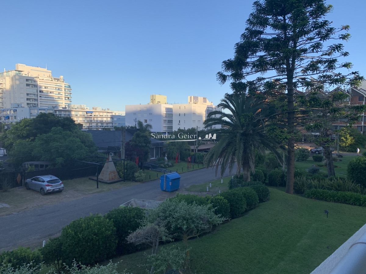 Apartamento ID.1963 - FOREST TOWER 1 PARADA 5 PLAYA BRAVA VENT AY ALQUILER