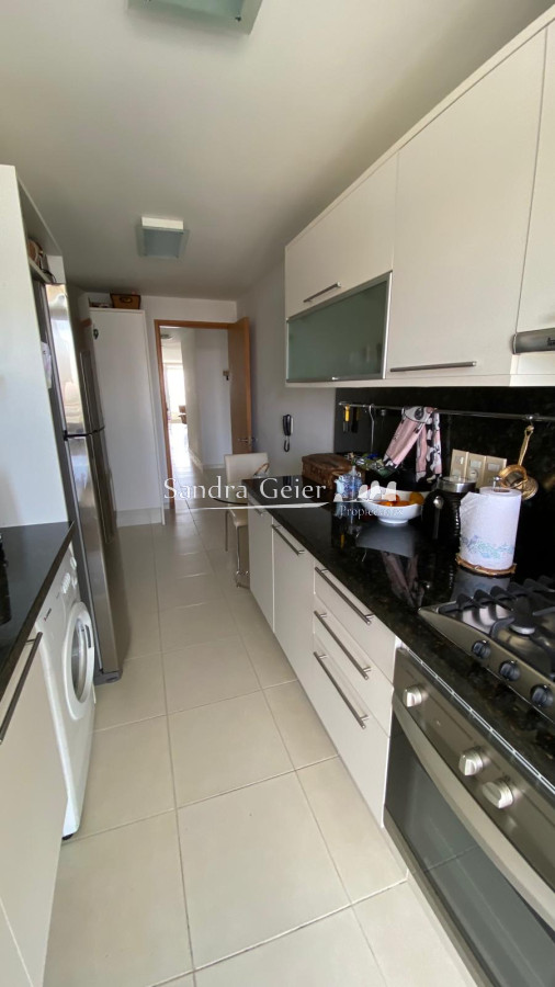 Apartamento ID.2583 - SEASONS TOWER VENTA Y ALQUILER PISO ALTO MANSA