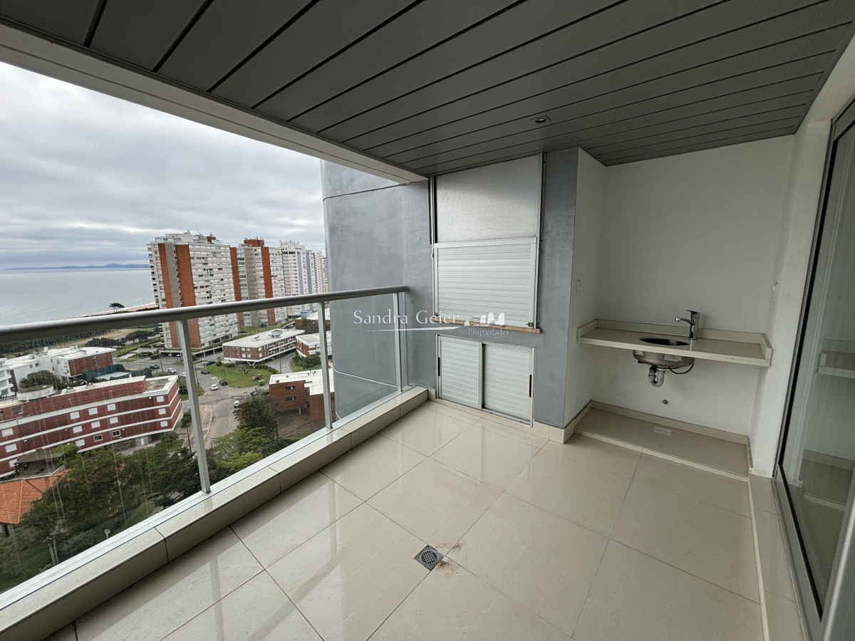Apartamento ID.830 -  VENTA MIAMI BOULEVARD  TORRE I PISO ALTO AL FRENTE