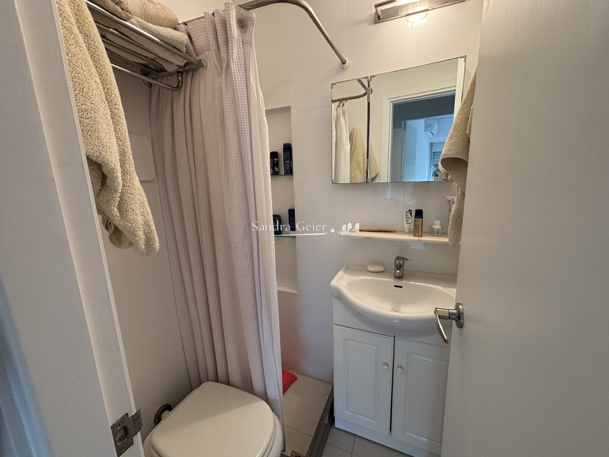 Apartamento ID.2842 -  VENTA ARCOBALENO EDIFICIO PANORAMICO RECICLADO Y RETASADO