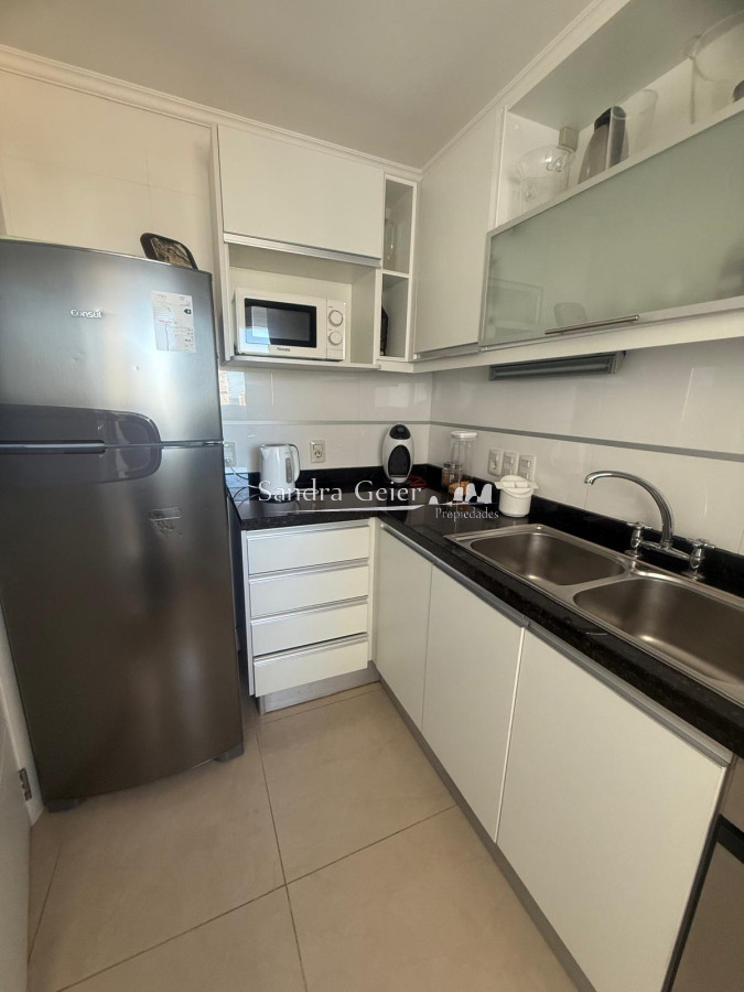 Apartamento ID.2983 - Venta mansa piso alto atrás Enjoy