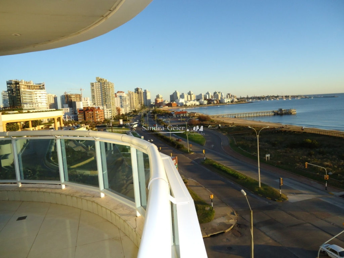 Apartamento ID.321 - MILLENIUM TOWER ESQUINERO EN ALQUILER