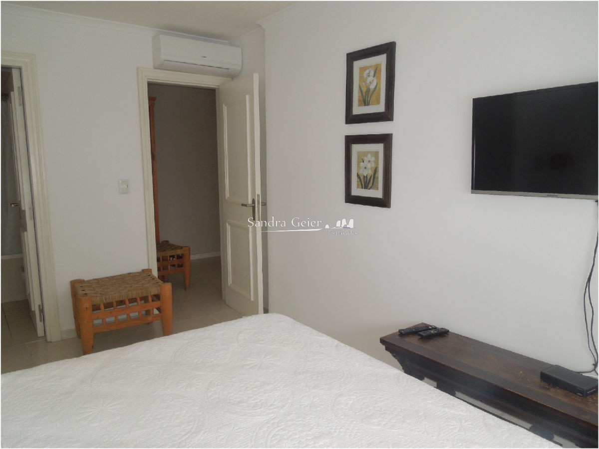 Apartamento ID.937 - AV. CHIVERTA DIVINO !!!!!!