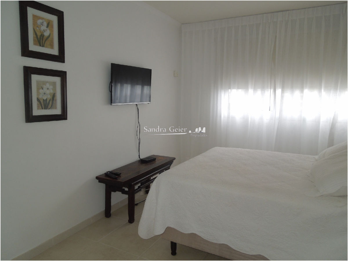 Apartamento ID.937 - AV. CHIVERTA DIVINO !!!!!!