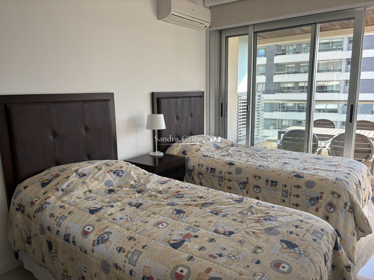 Apartamento ID.2431 - VENTA BRAVA PARADA 6 GARAGE DOBLE DOS DORMITORIOS