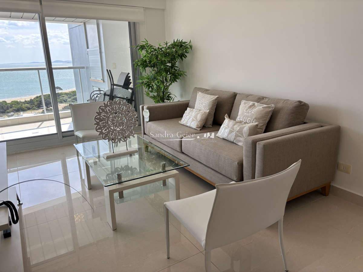 Apartamento ID.830 -  VENTA MIAMI BOULEVARD  TORRE I PISO ALTO AL FRENTE