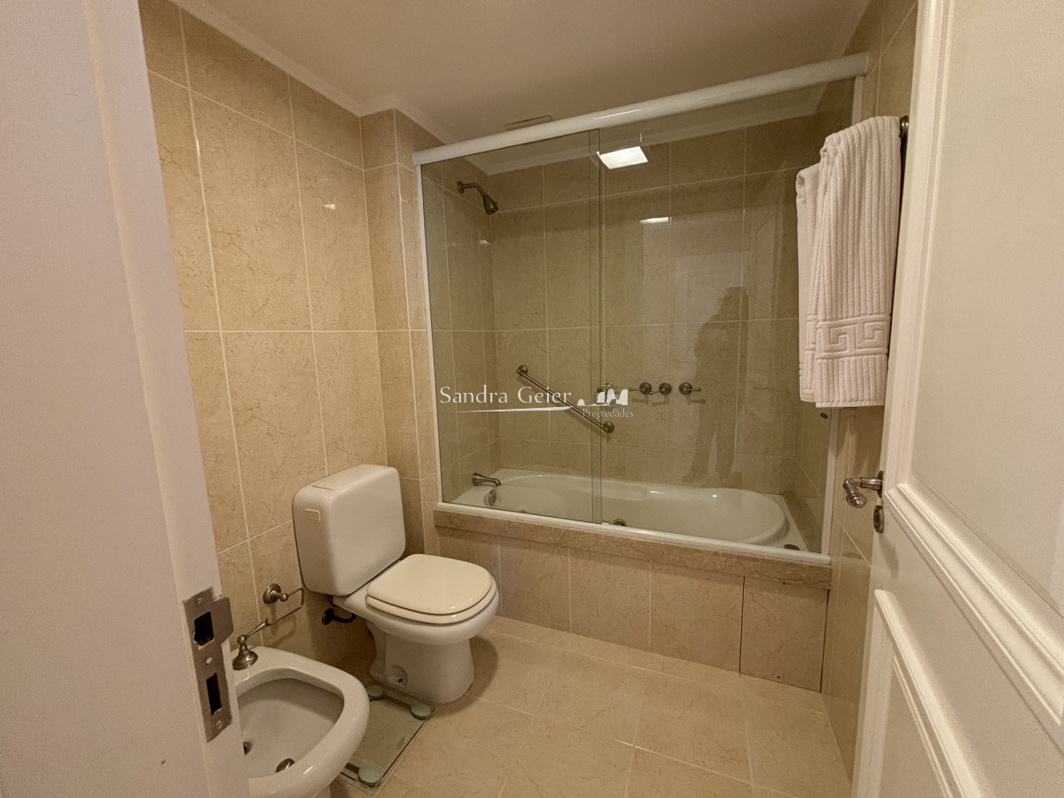 Apartamento ID.2653 - LE JARDIN MANSA VENTA MANSA FRENTE AL MAR