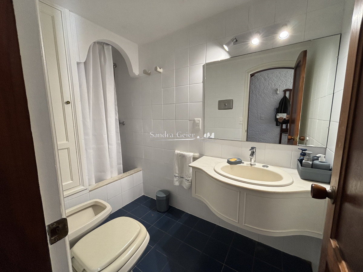 Apartamento ID.609 - Av Pedragosa Sierra 