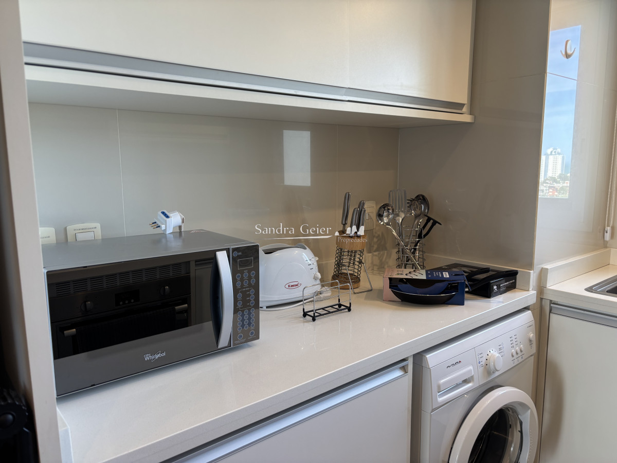 Apartamento ID.830 -  VENTA MIAMI BOULEVARD  TORRE I PISO ALTO AL FRENTE