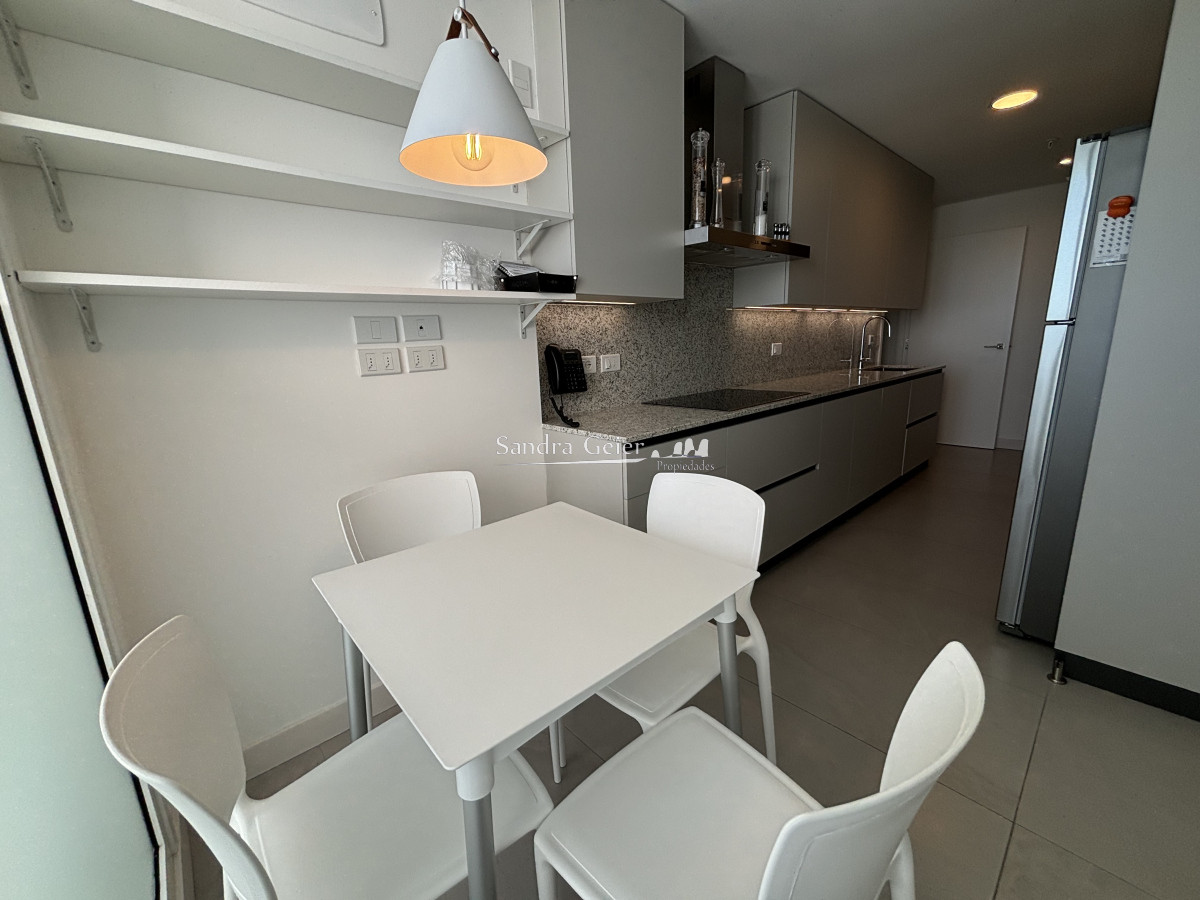 Apartamento ID.2760 - VENTA PISO ALTO TORRE LE PARC III BRAVA PRIMERA LINEA FRENTE AL MAR 