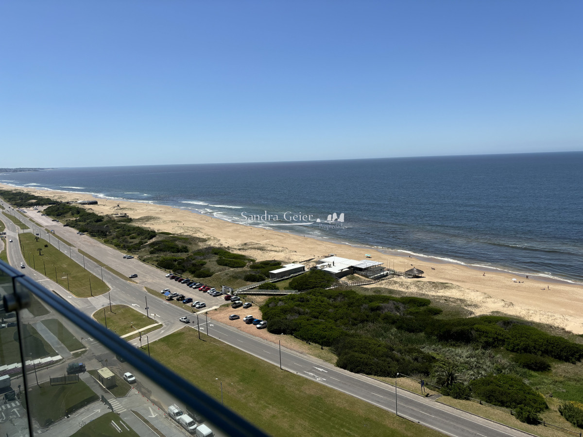 Apartamento ID.2760 - VENTA PISO ALTO TORRE LE PARC III BRAVA PRIMERA LINEA FRENTE AL MAR 