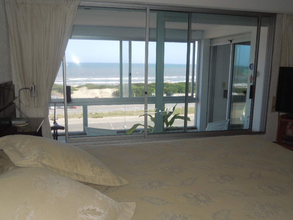 Apartamento ID.1148 - EN PRIMERA LINEA DE PLAYA BRAVA UN DORMITORIO