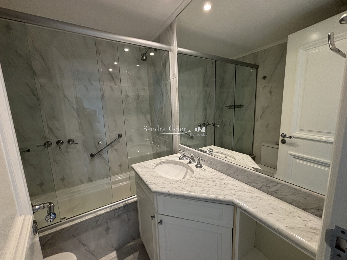 Apartamento ID.2881 - VENTA MILLENIUM TOWER ESQUINERO MANSA