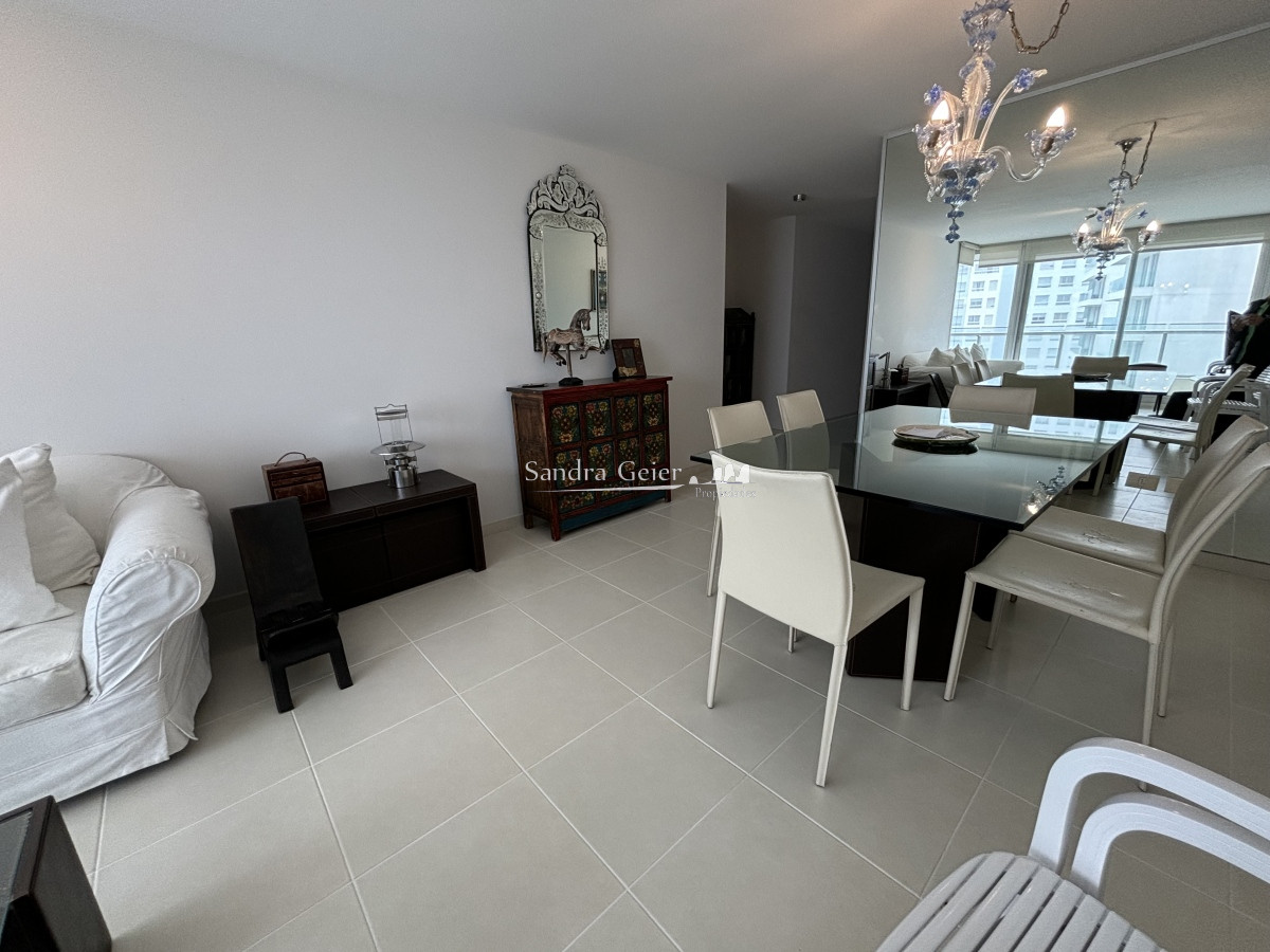 Apartamento ID.2582 - SEASONS TOWER VENTA  MANSA PEGADO A ENJOY CONRAD HOTEL