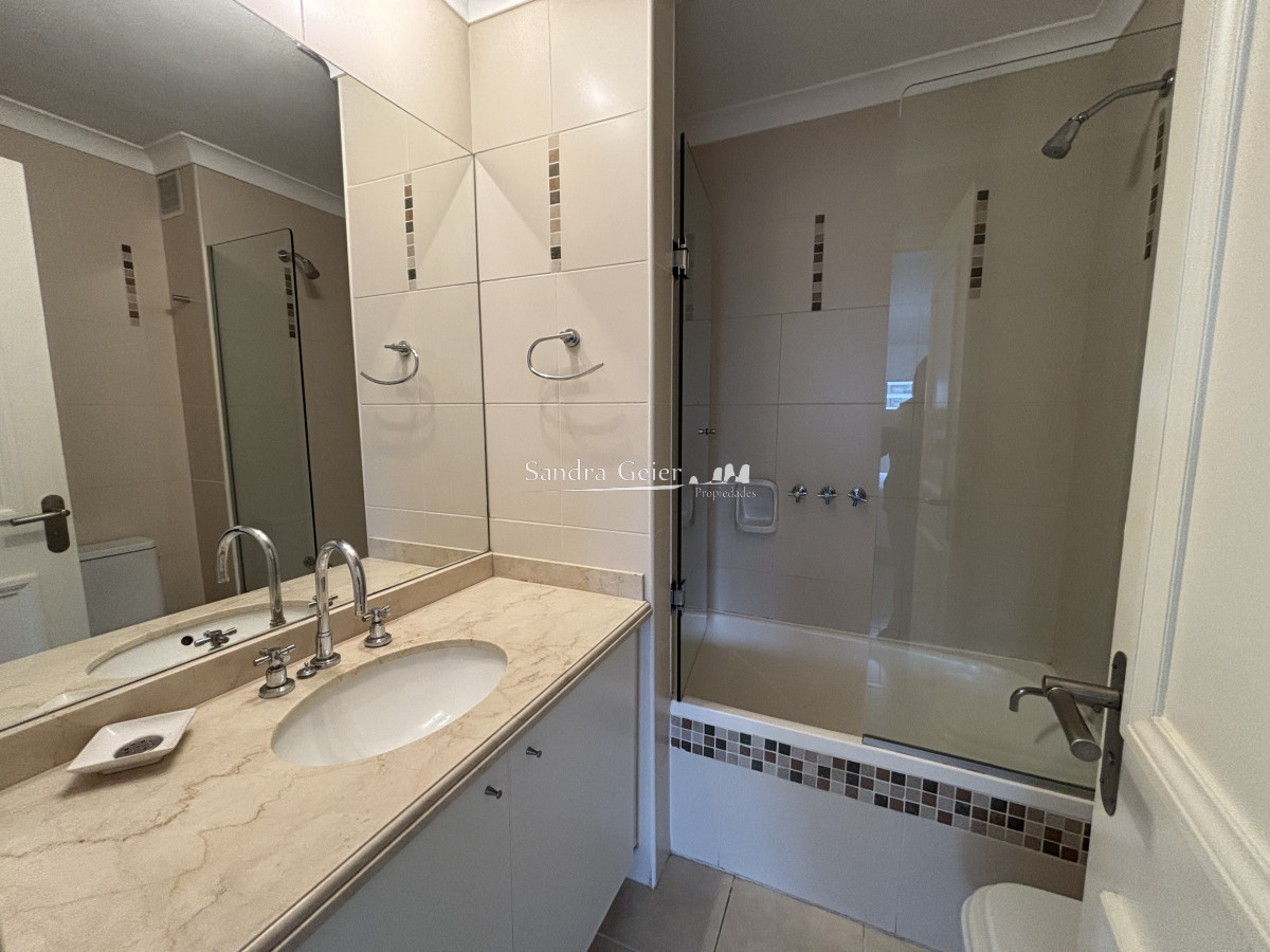 Apartamento ID.28 - Av. Chiverta Aidy Grill orientacion norte