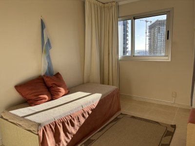 Apartamento ID.2525 - Venta - Av Chiverta todo sol y luz