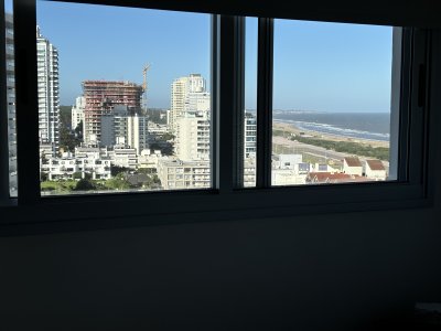 Apartamento ID.218 - AV. CHIVERTA EXCELENTE ALTURA Y ORIENTACION