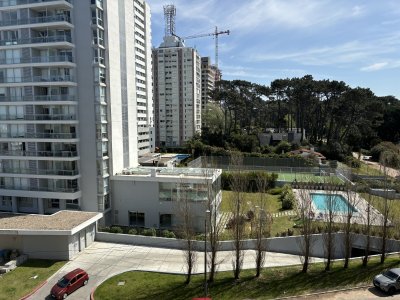 Apartamento ID.2698 - VENTA TORRE ANTARES RECICLADO MUY BUENA ORIENTACION