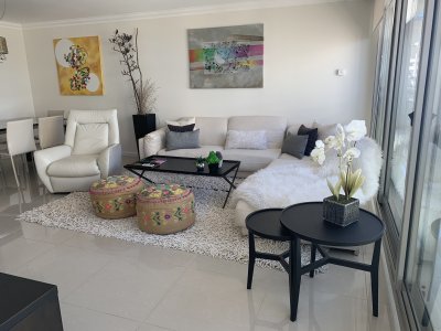 Apartamento ID.1726 - VENTA BRAVA IMPERIALE III inmaculado Piso alto