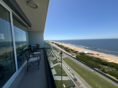 Apartamento ID.2760 - VENTA PISO ALTO TORRE LE PARC III BRAVA PRIMERA LINEA FRENTE AL MAR 